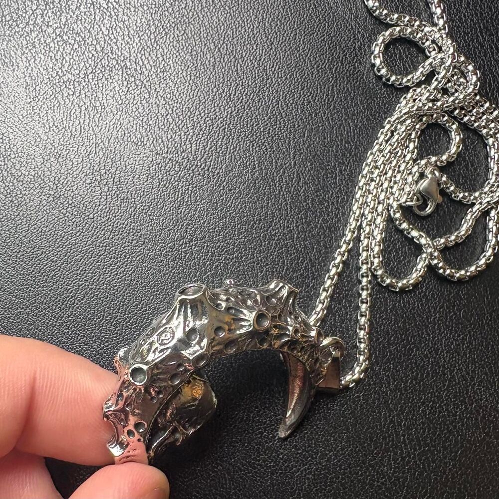 Unbranded Men's Silver and Grey Jewellery - Picture 4 of 6
